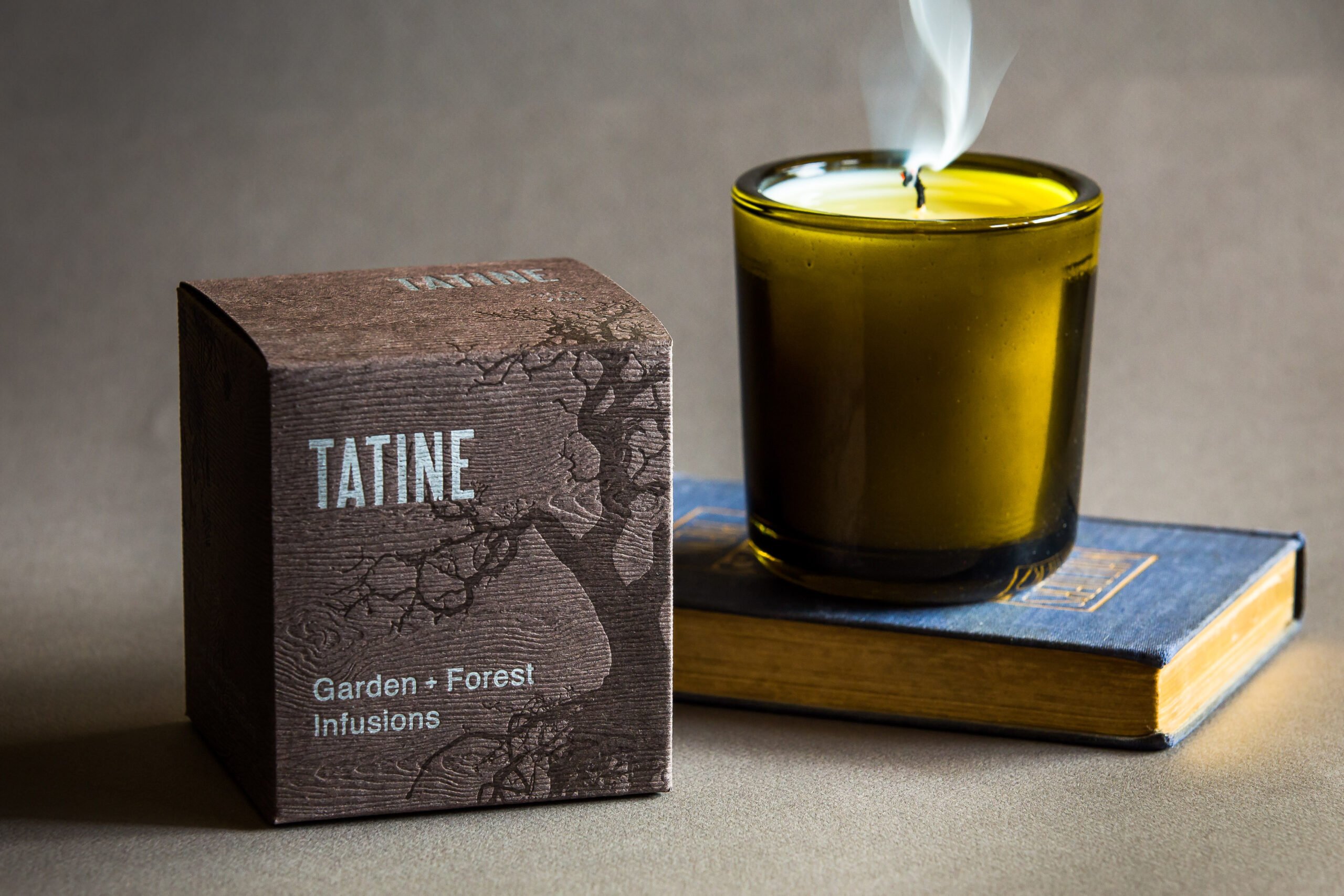 Top 10 Custom Candle Packaging Boxes Concept